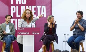 El presidente del Partido Popular, Alberto Núñez Feijóo, y, el presidente del PP en Catalunya, Alejandro Fernández. — Lorena Sopêna / Europa Press