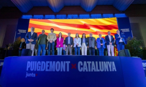 El president de la Generalitat de Catalunya, Pere Aragonès y el líder del PSC, Salvador Illa. — David Zorrakino / Europa Press