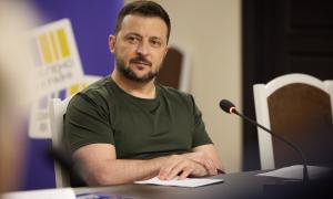 El hilo viral que carga contra los que fomentan una guerra en Ucrania: 'Sobran los analistas de salón que nunca vivieron el horror de un campo de batalla'